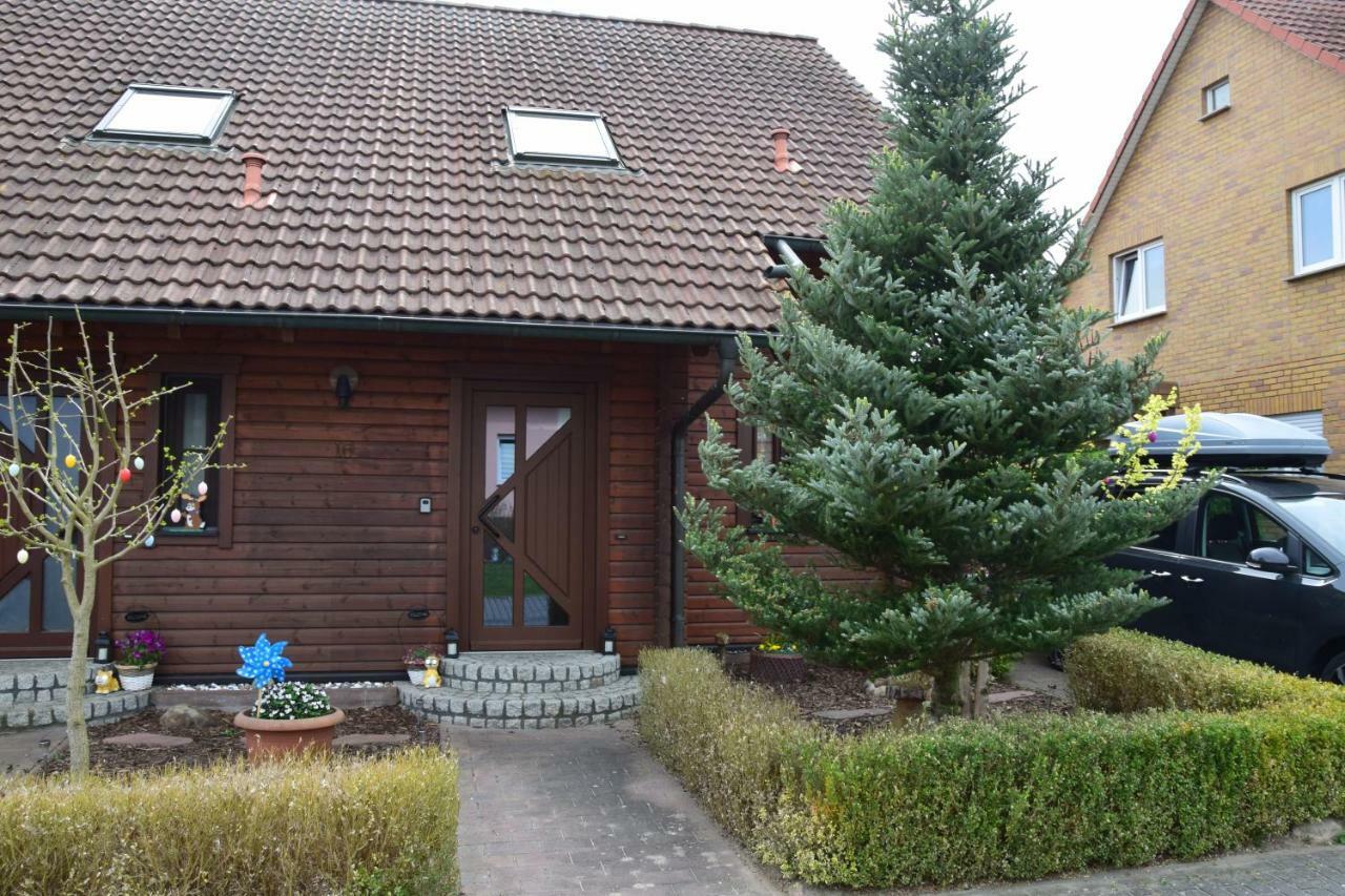 Apartamento Fünfeichener Weg 16 Eisenhüttenstadt Exterior foto