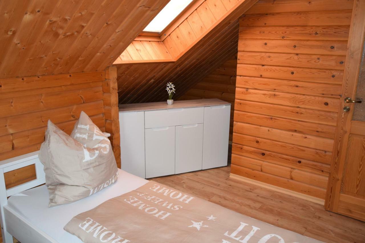 Apartamento Fünfeichener Weg 16 Eisenhüttenstadt Exterior foto